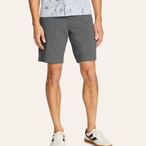 NWT Eddie Bauer Men's Mr Takeoff Dark Smoke Chino Shorts